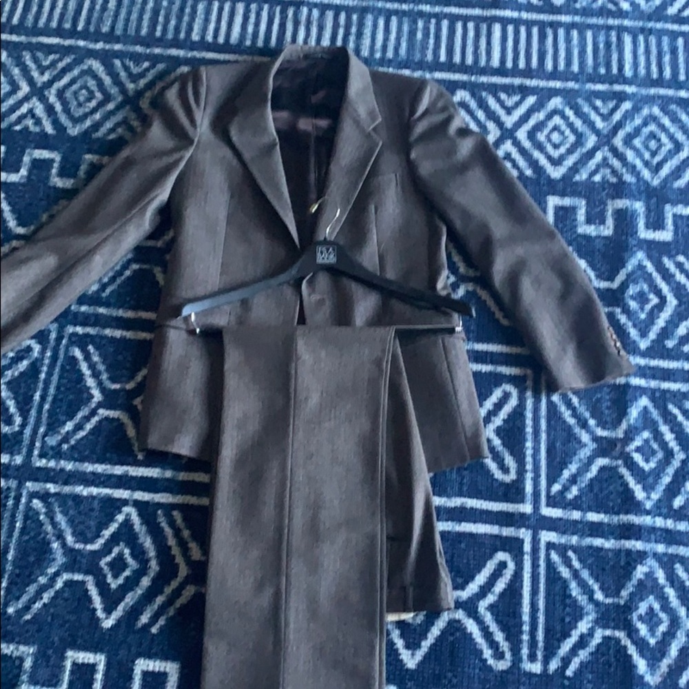 Suit